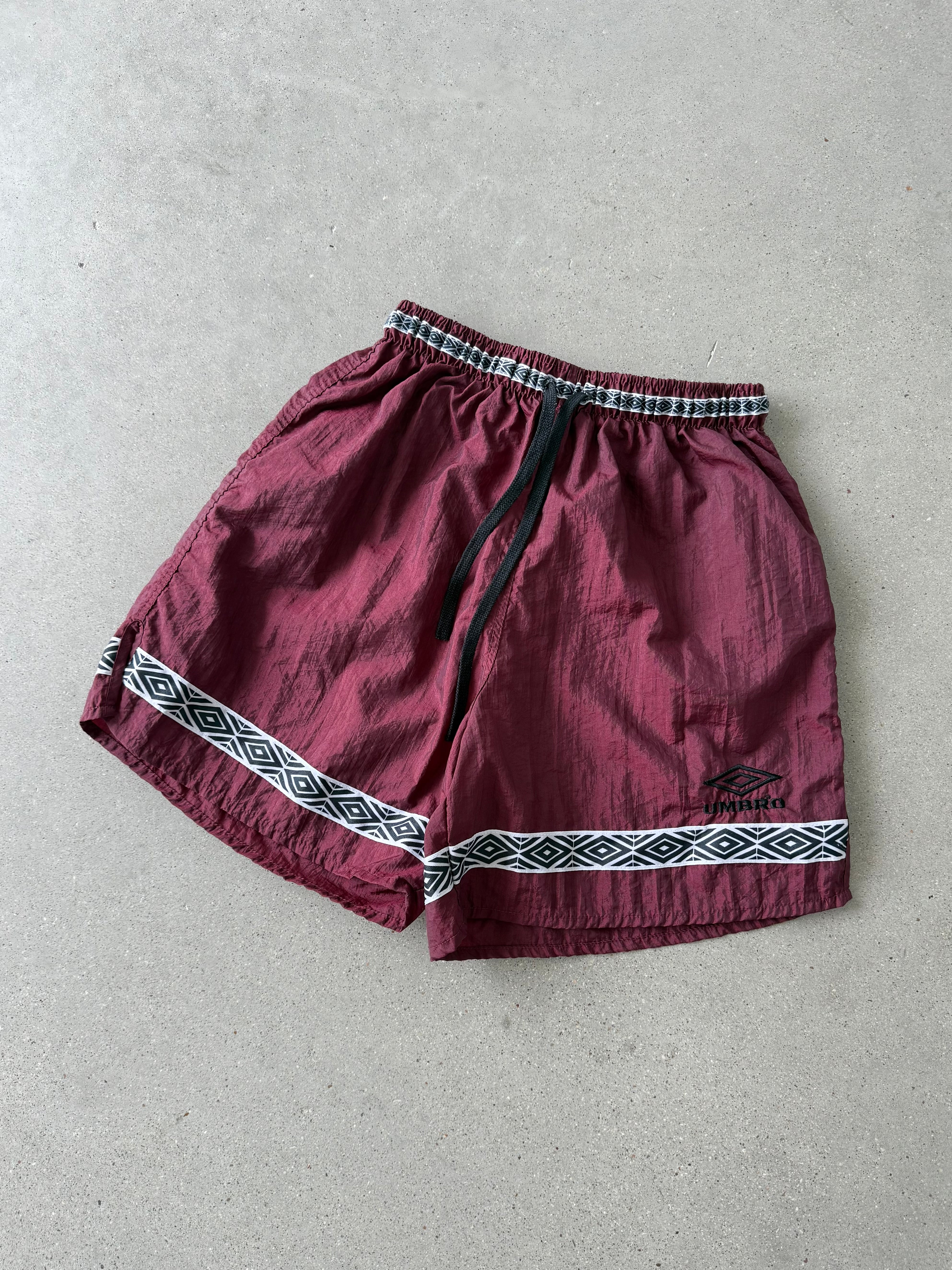 Vintage Umbro Nylon Shorts - S