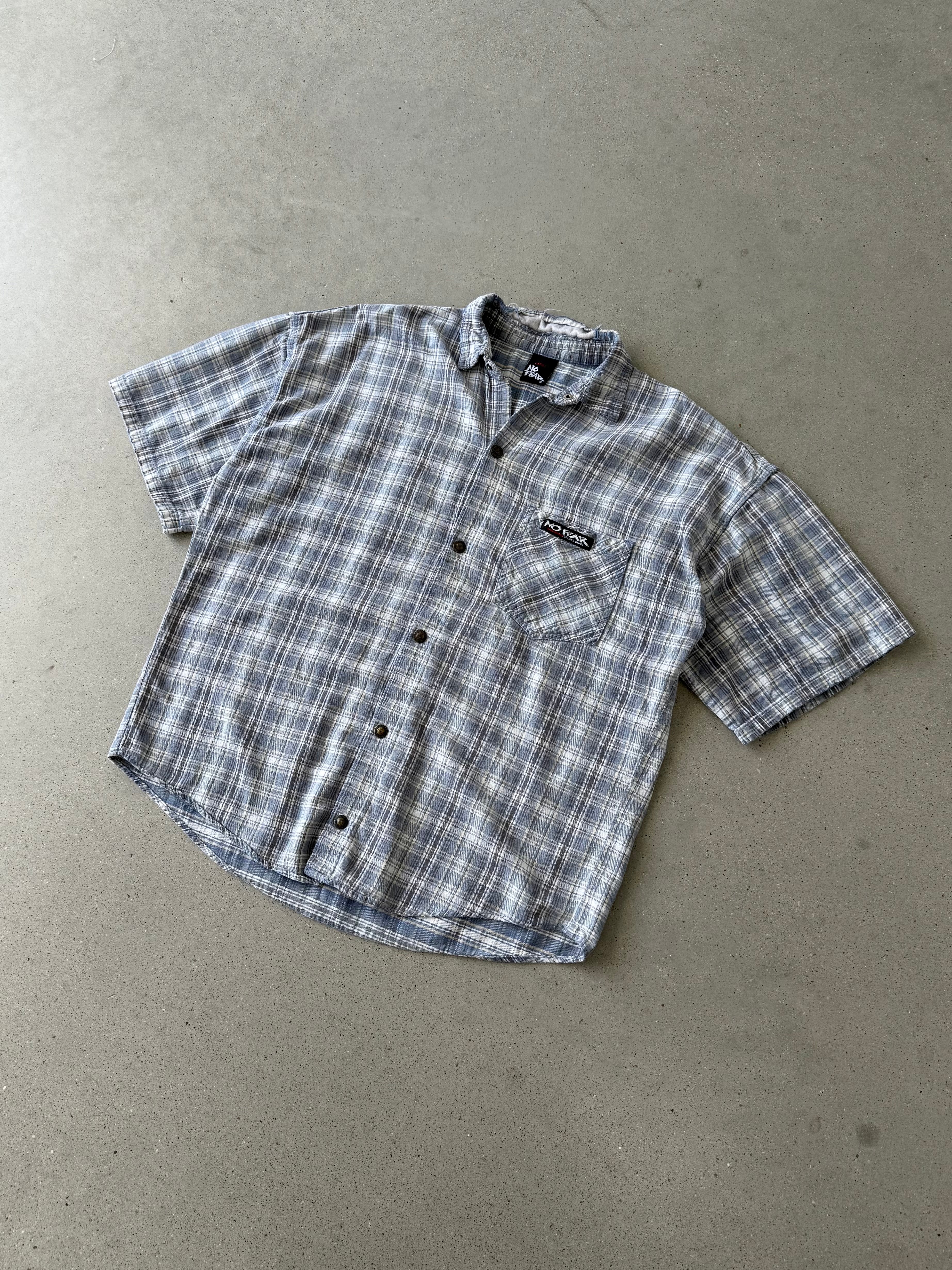 Vintage No Fear Button-up Shirt - L