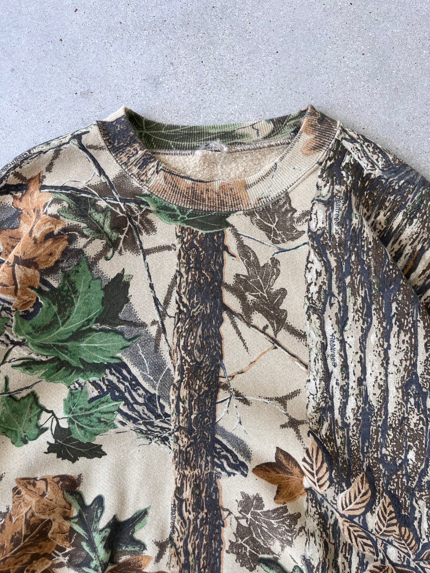 Vintage Realtree Camo Crewneck - XXL