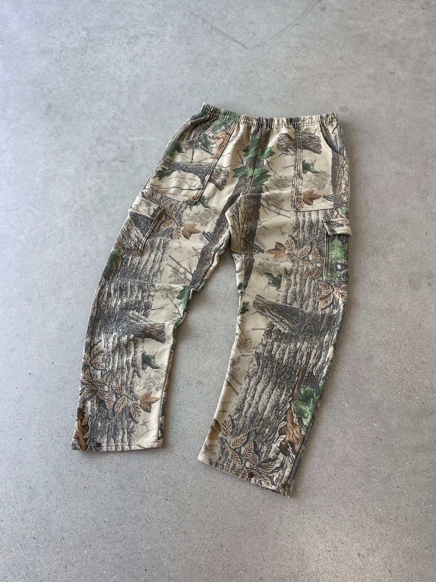 Vintage Jerzees Realtree Cargo Sweatpants - L