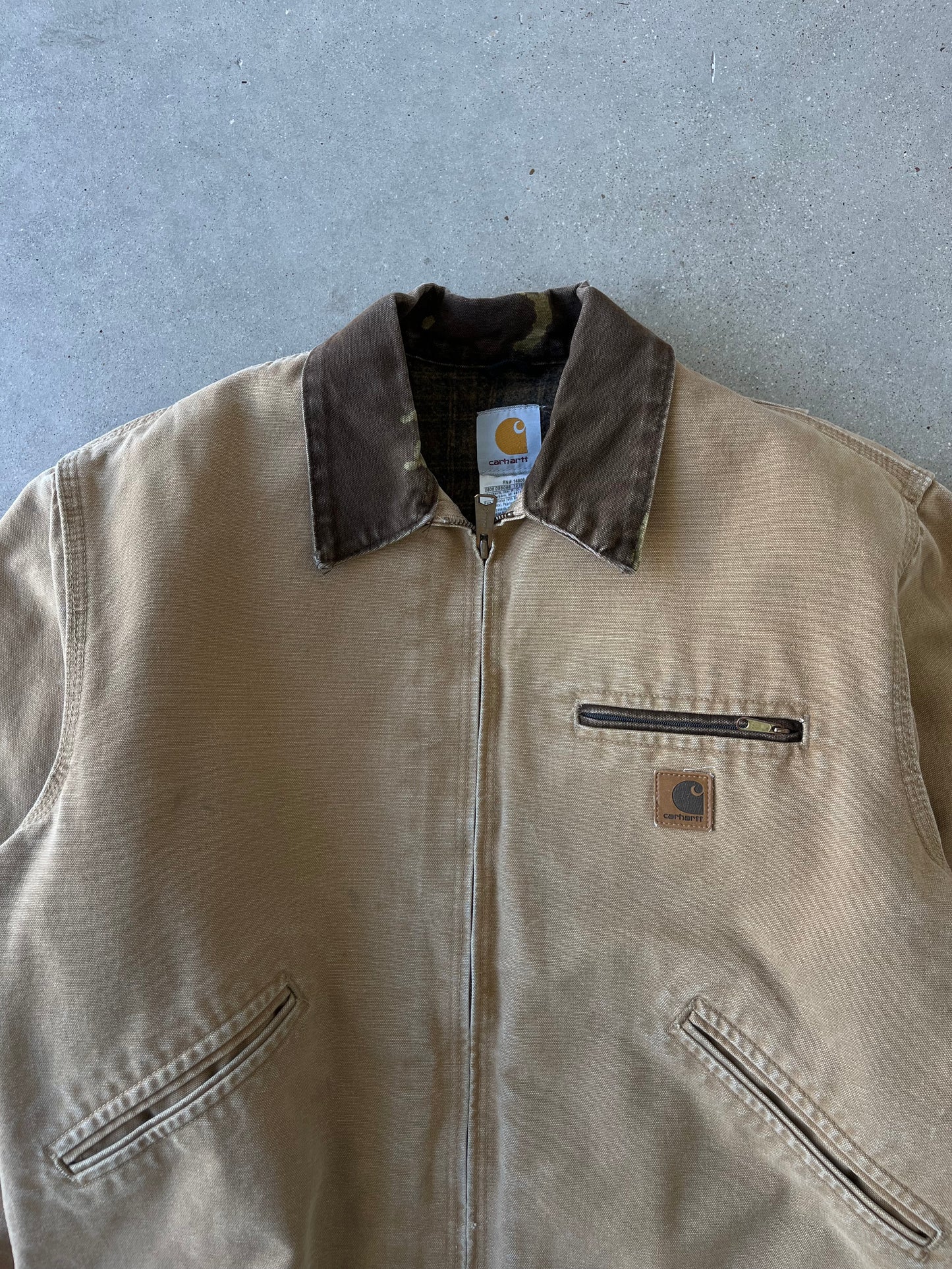 Vintage Carhartt Tan/Brown Blanket-lined Detroit Jacket - L