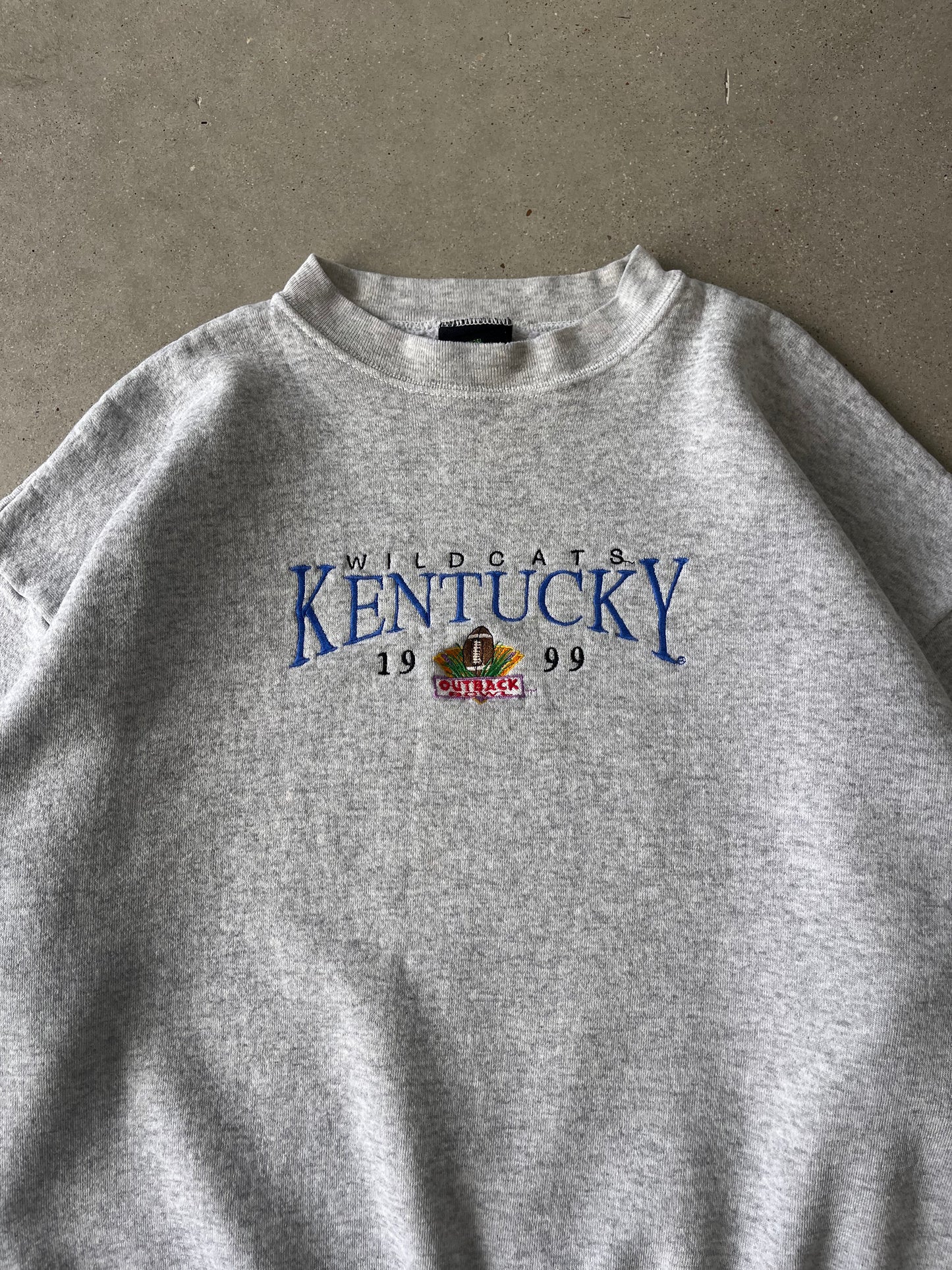 Vintage Wildcats Kentucky Embroidered Crewneck - XL