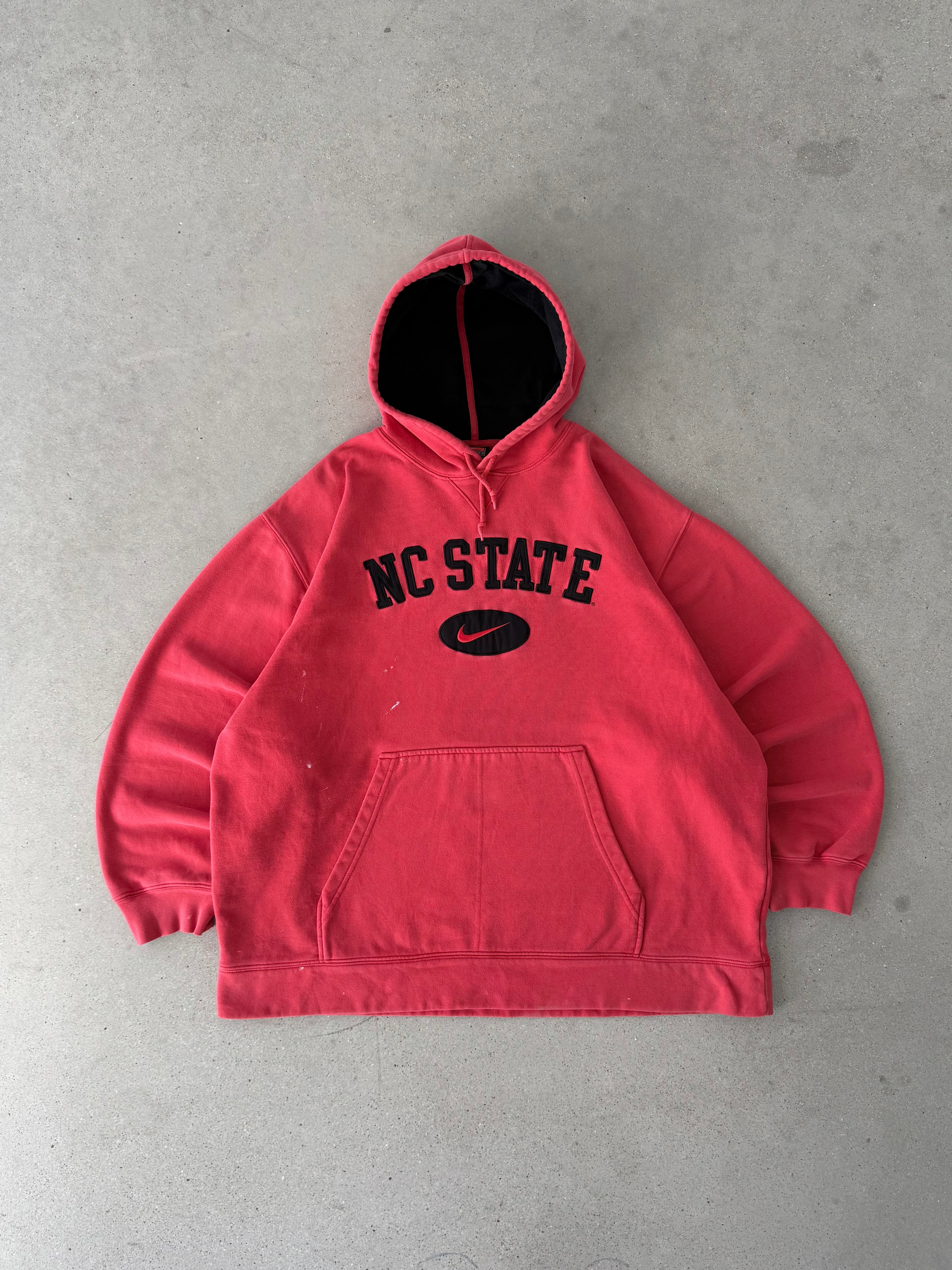 Vintage Nike TEAM NC State Swoosh Hoodie - XXL