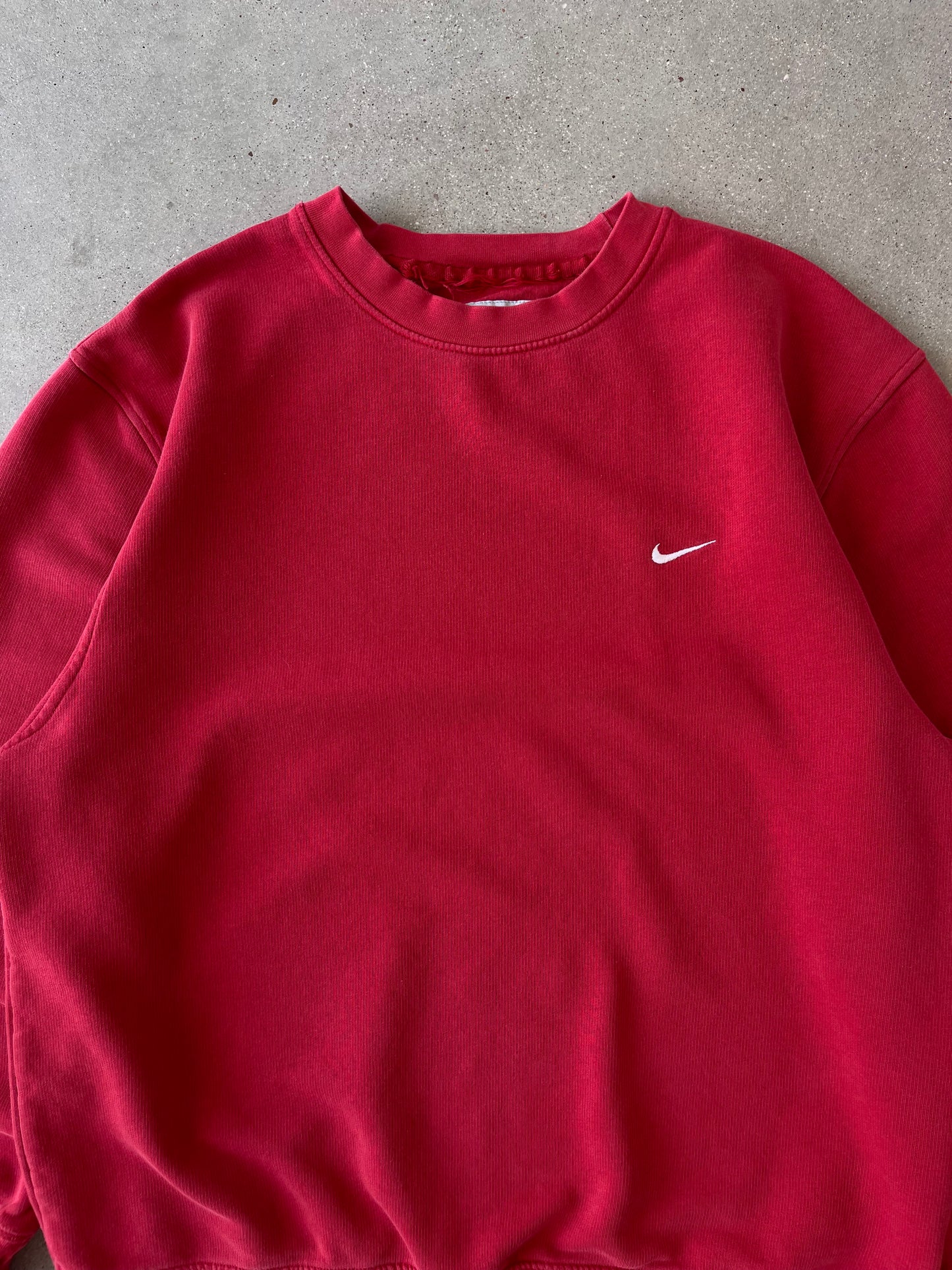 Vintage Nike Red Mini Swoosh Crewneck - L