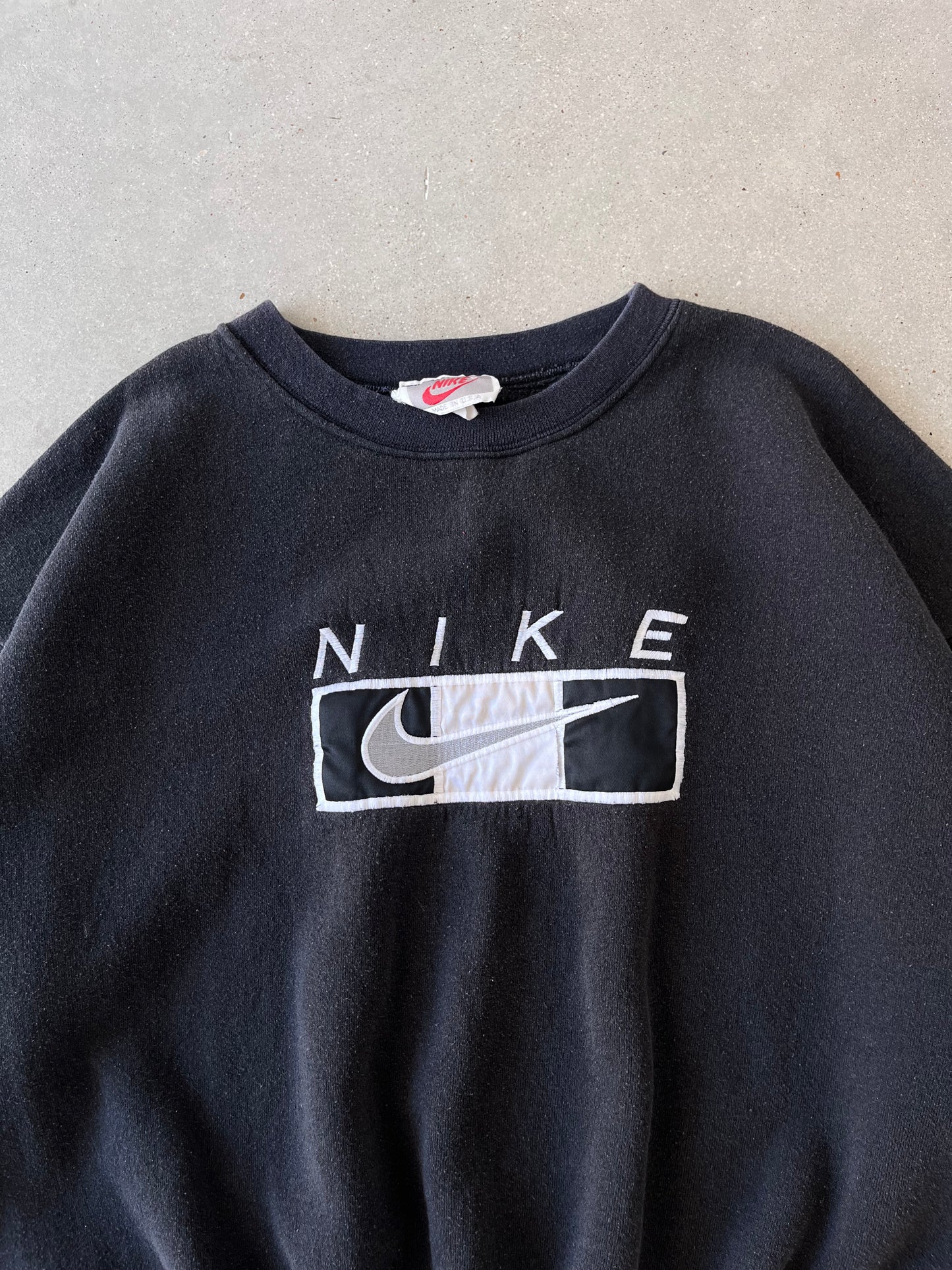 Vintage 90s Nike Spell-out Black Boxy Crewneck - XL