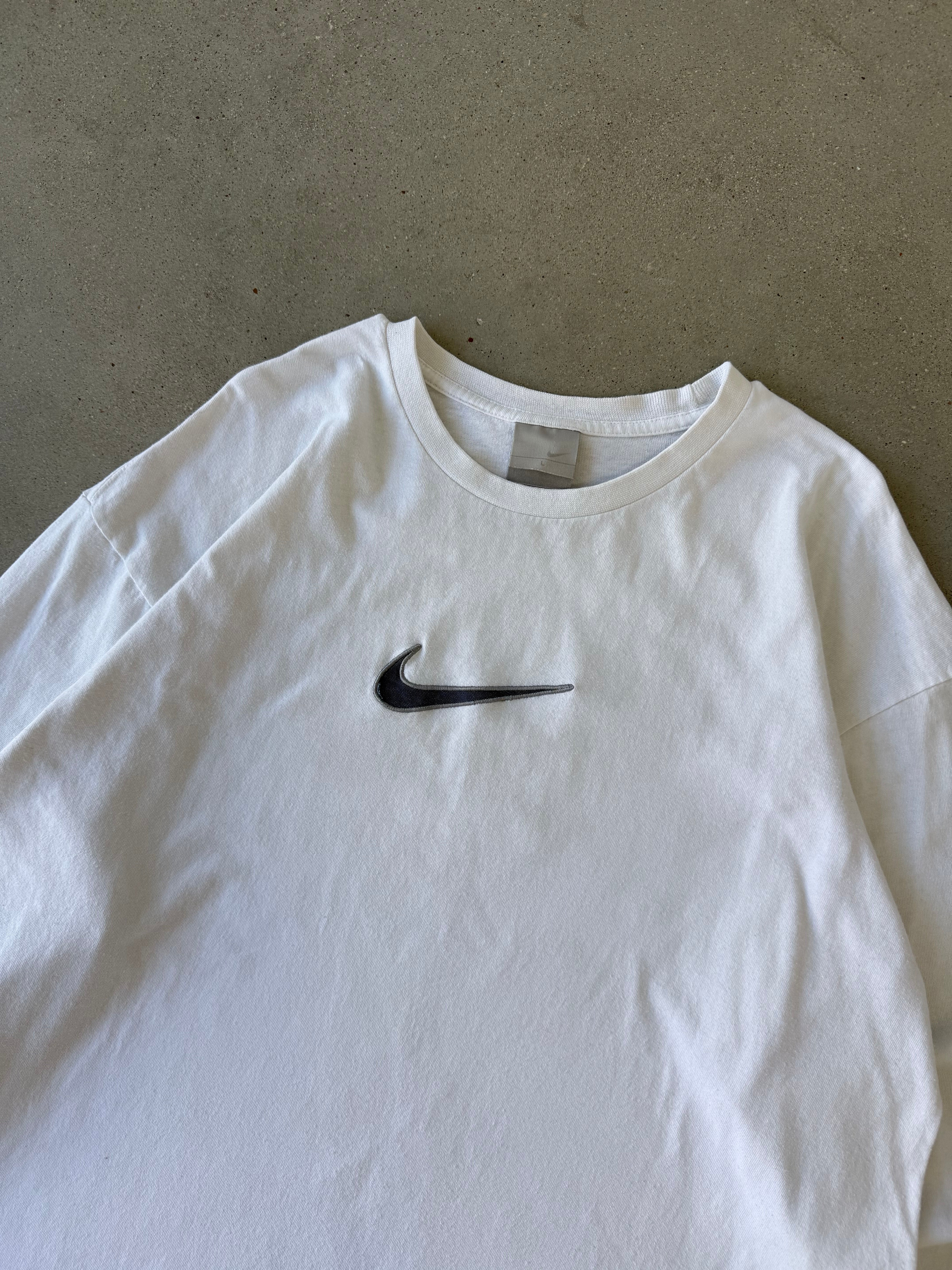 Vintage 2000s Nike Center Swoosh Long Sleeve - L