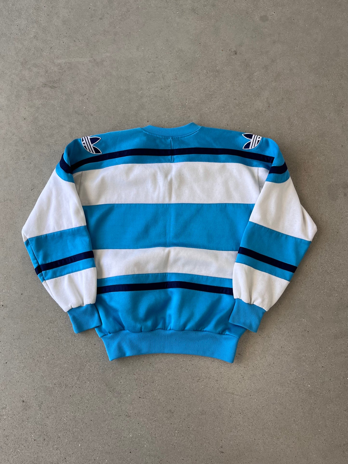 Vintage 90s Adidas Spell-out Sweatshirt - M