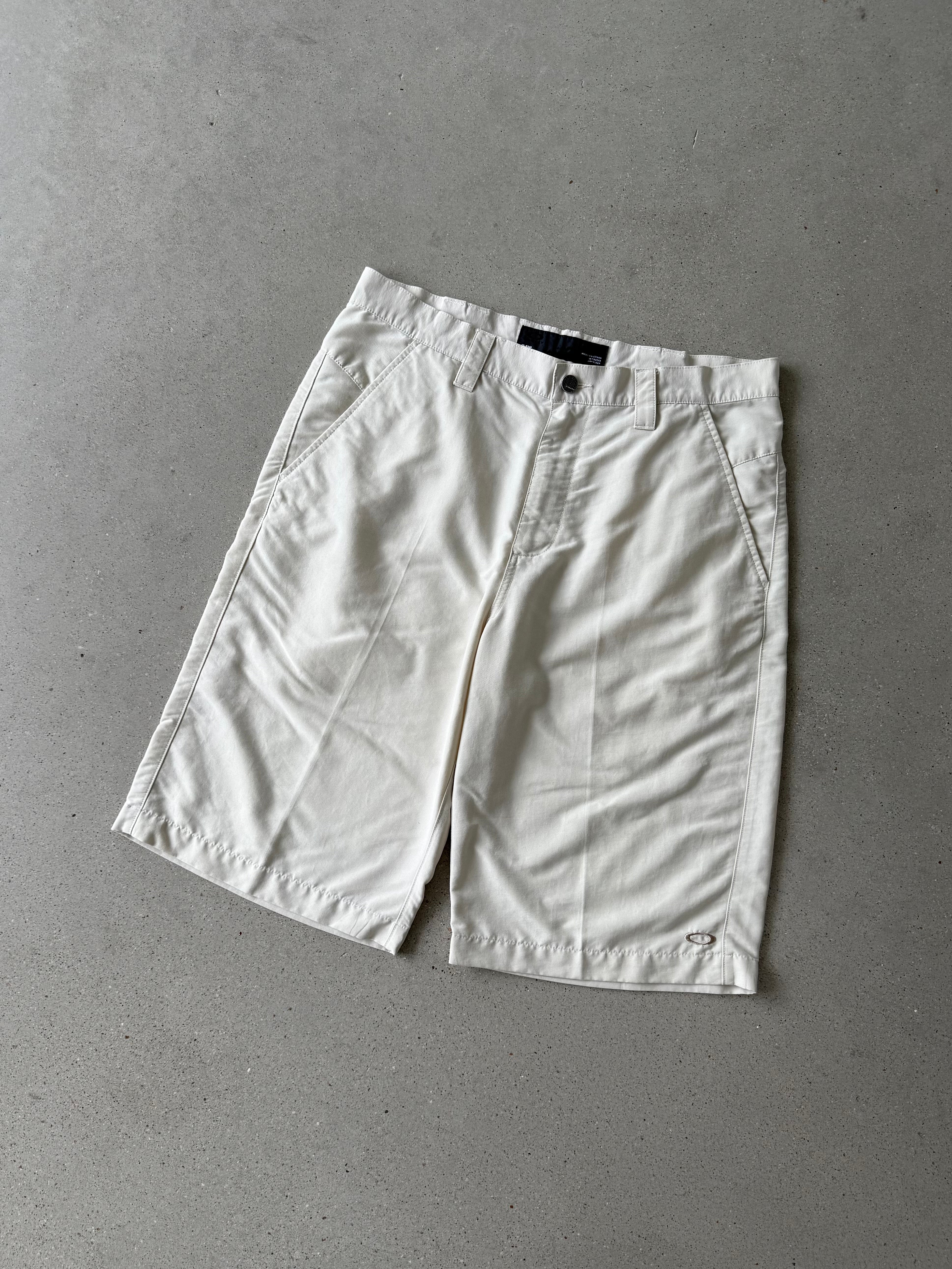Vintage Oakley Cream Golf Shorts - 33