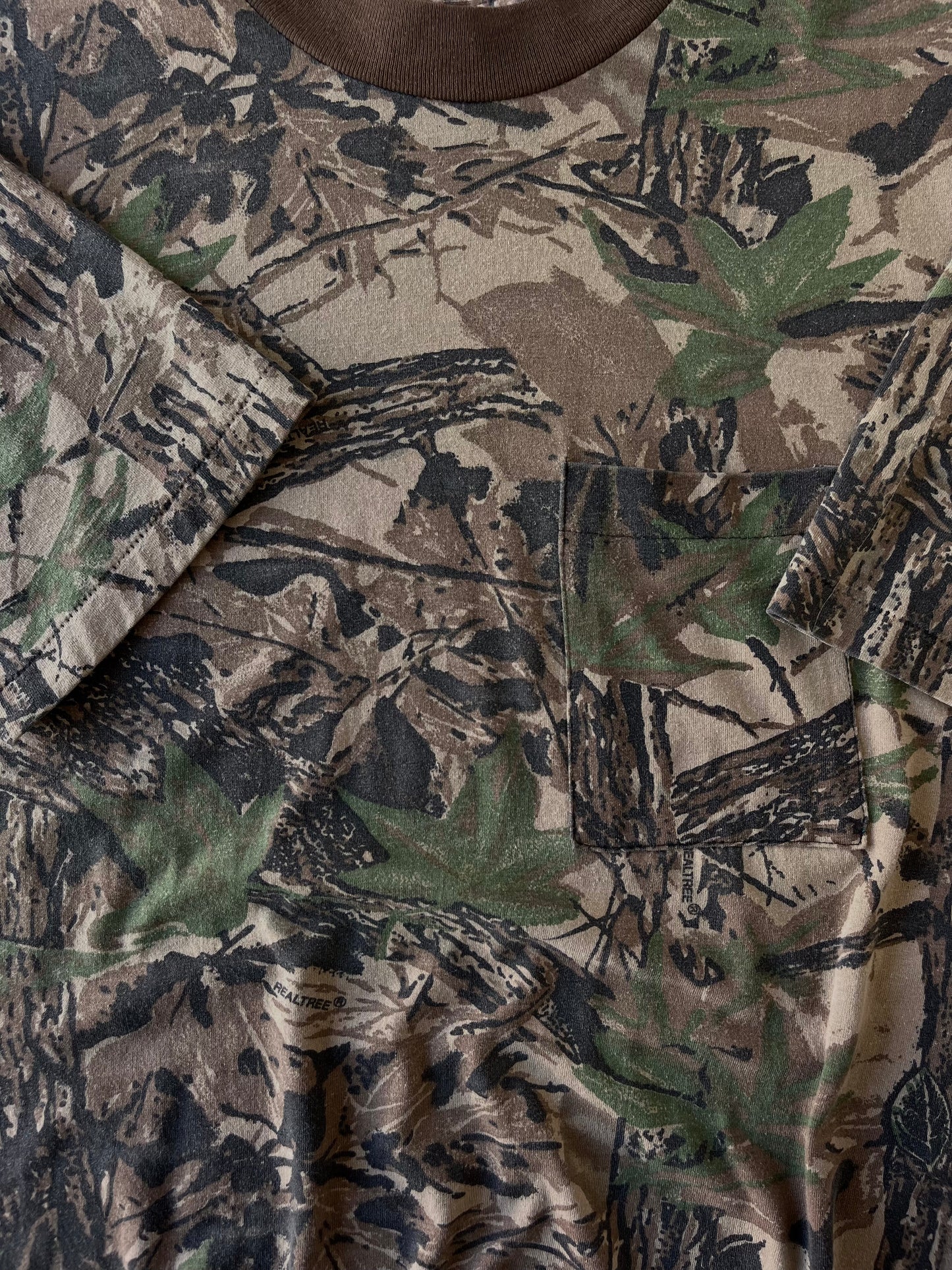 Vintage 90s Liberty Realtree Pocket Tee - M