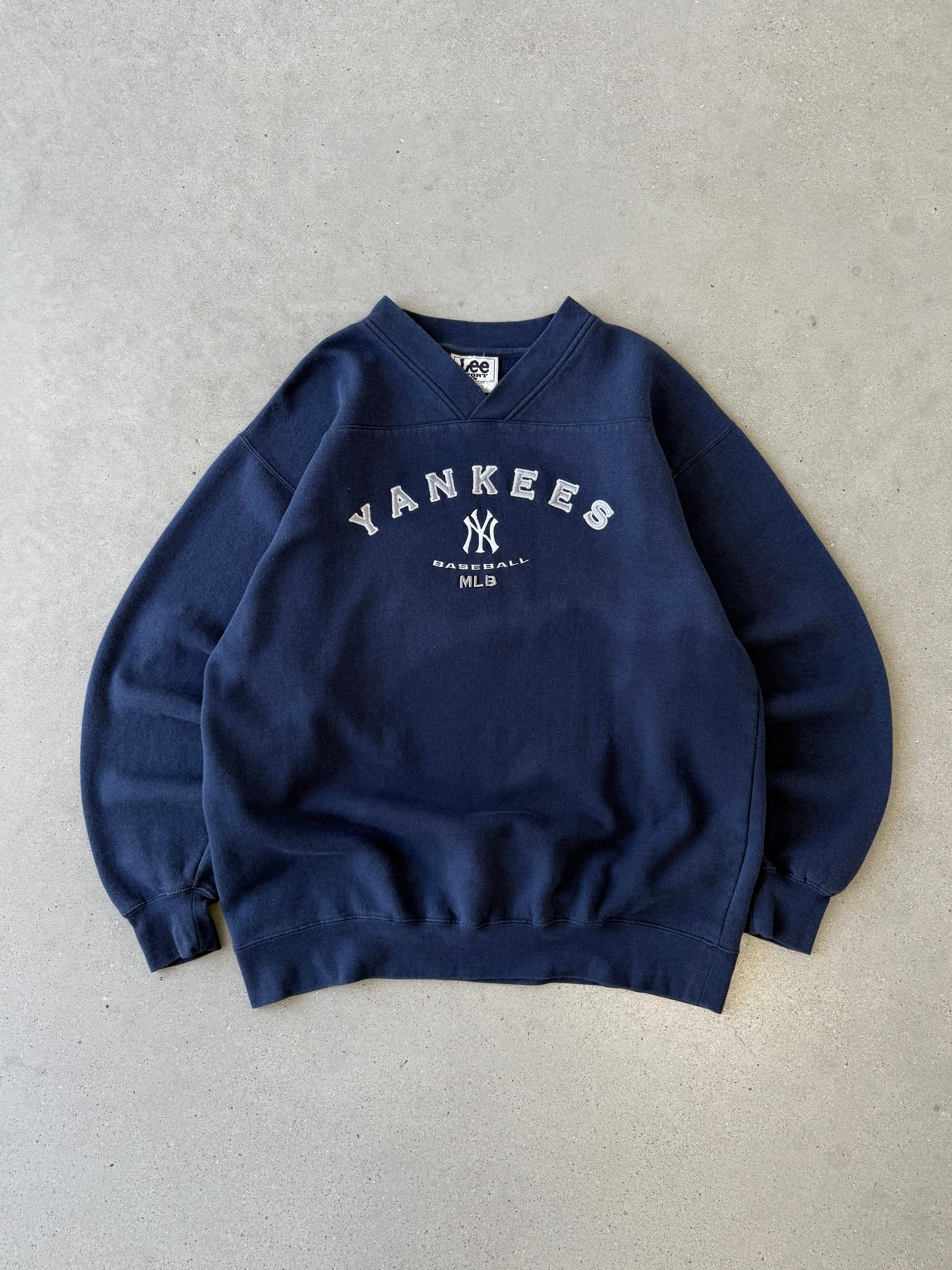 Vintage NY Yankees Lee Crewneck - L