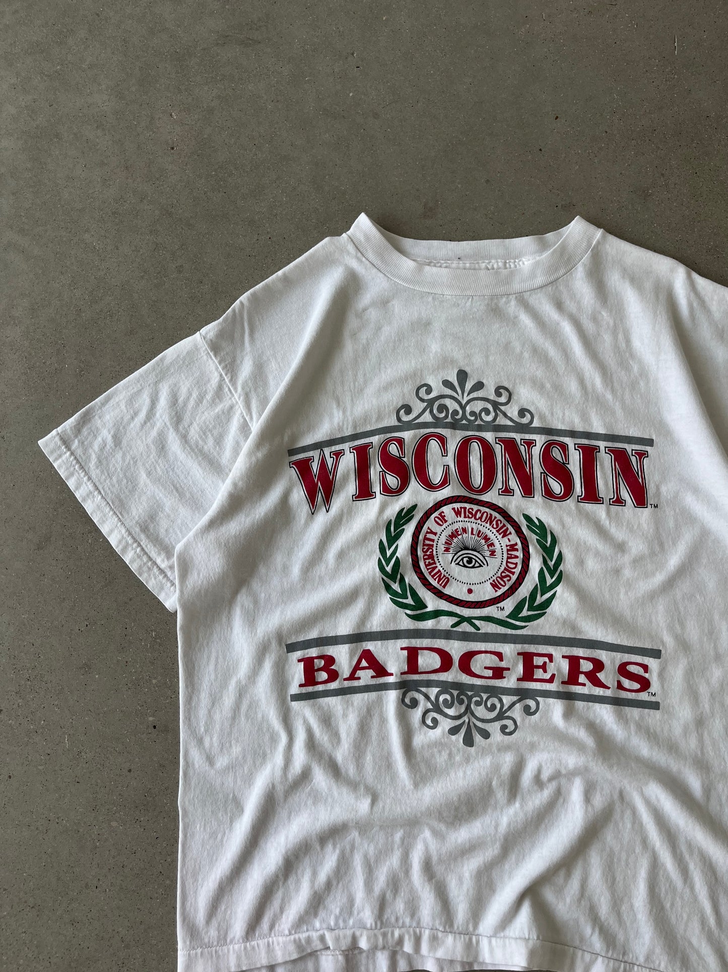 Vintage Wisconsin Badgers Tee - L