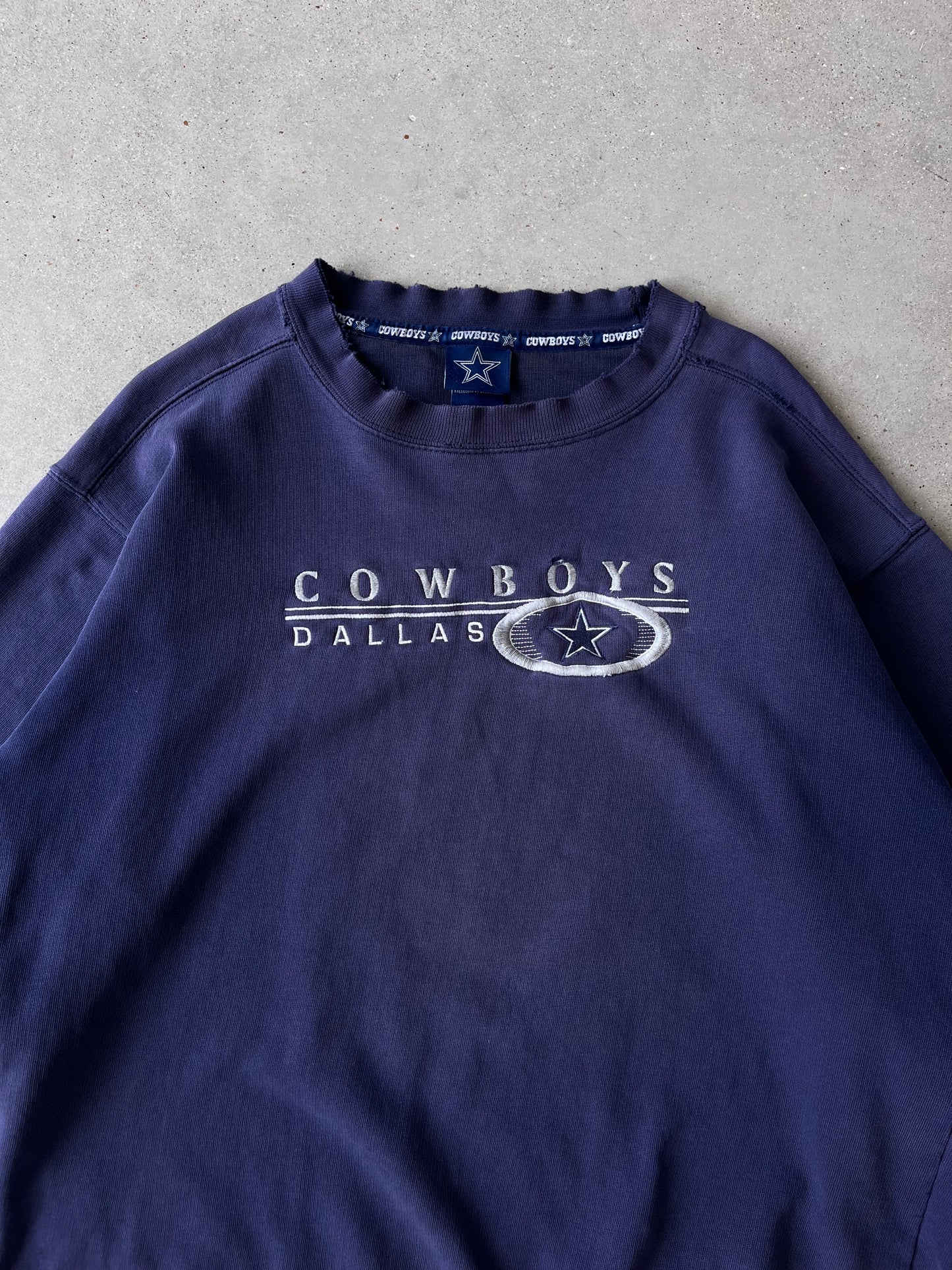 Vintage Dallas Cowboys Distressed Crewneck - L