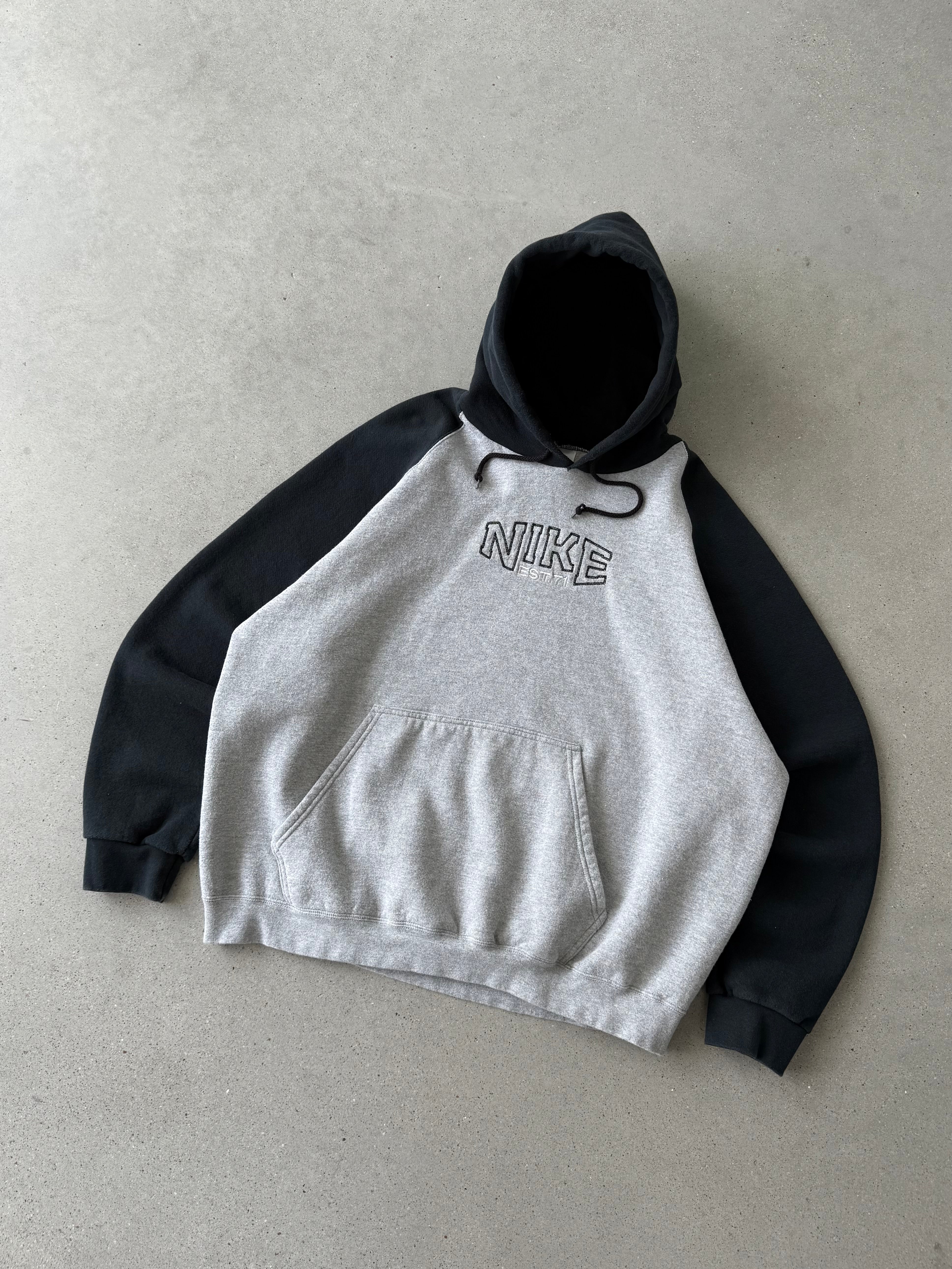 Vintage Nike Two-tone Spell-out Hoodie  - XXL