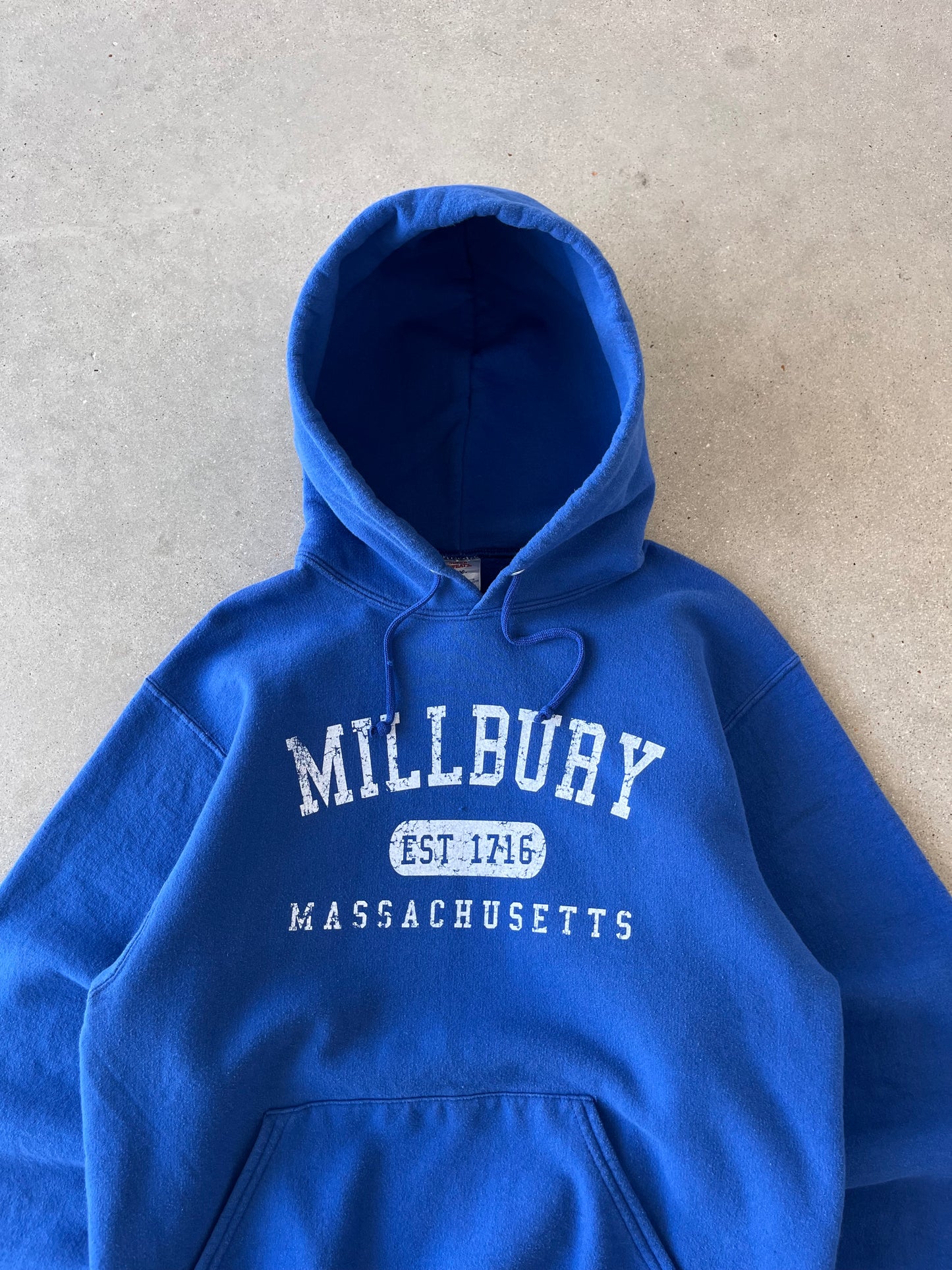 Vintage Millbury Massachusetts Hoodie - M