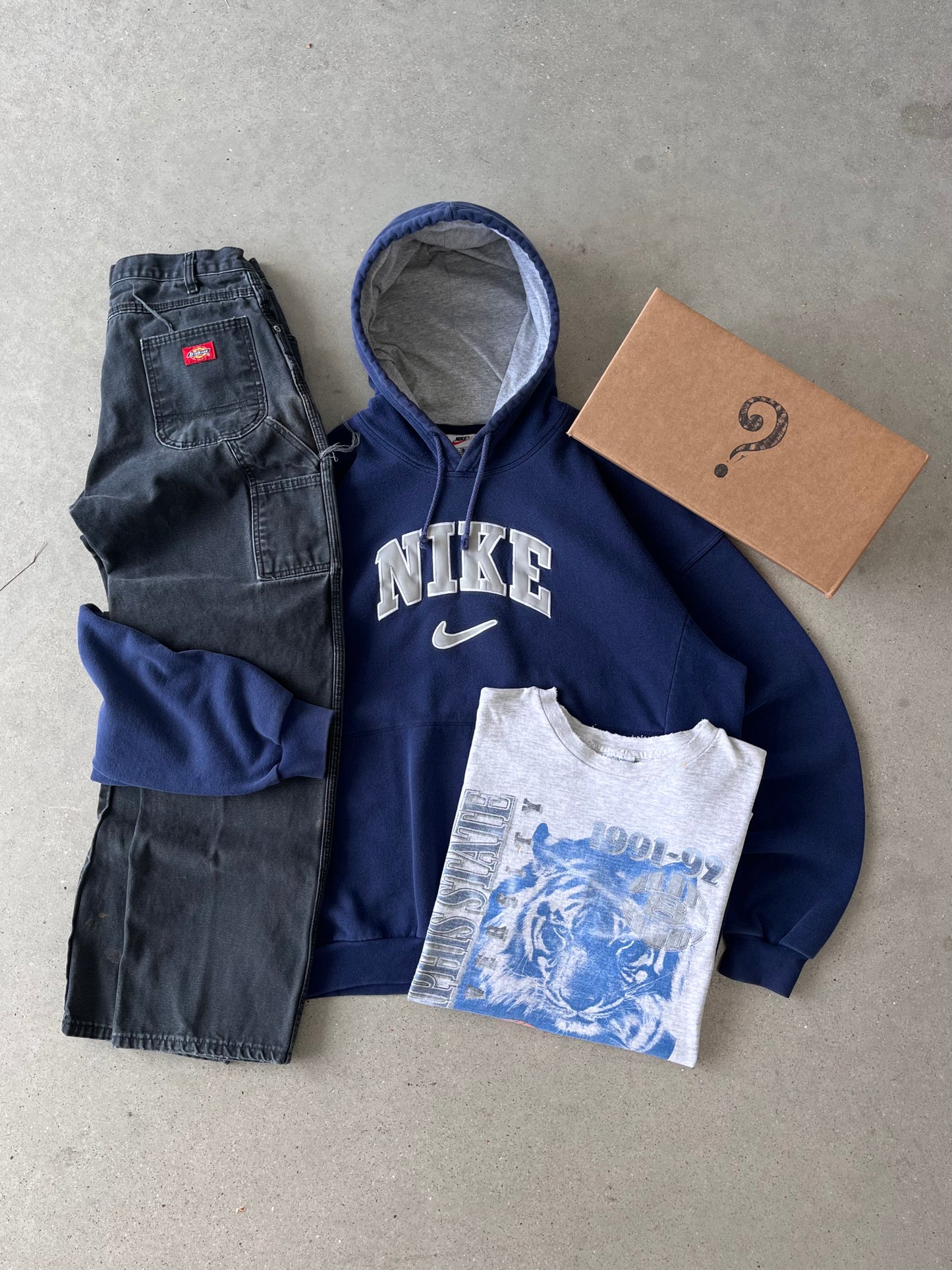 Vintage 3-Piece Outfit Box (STREETWEAR)