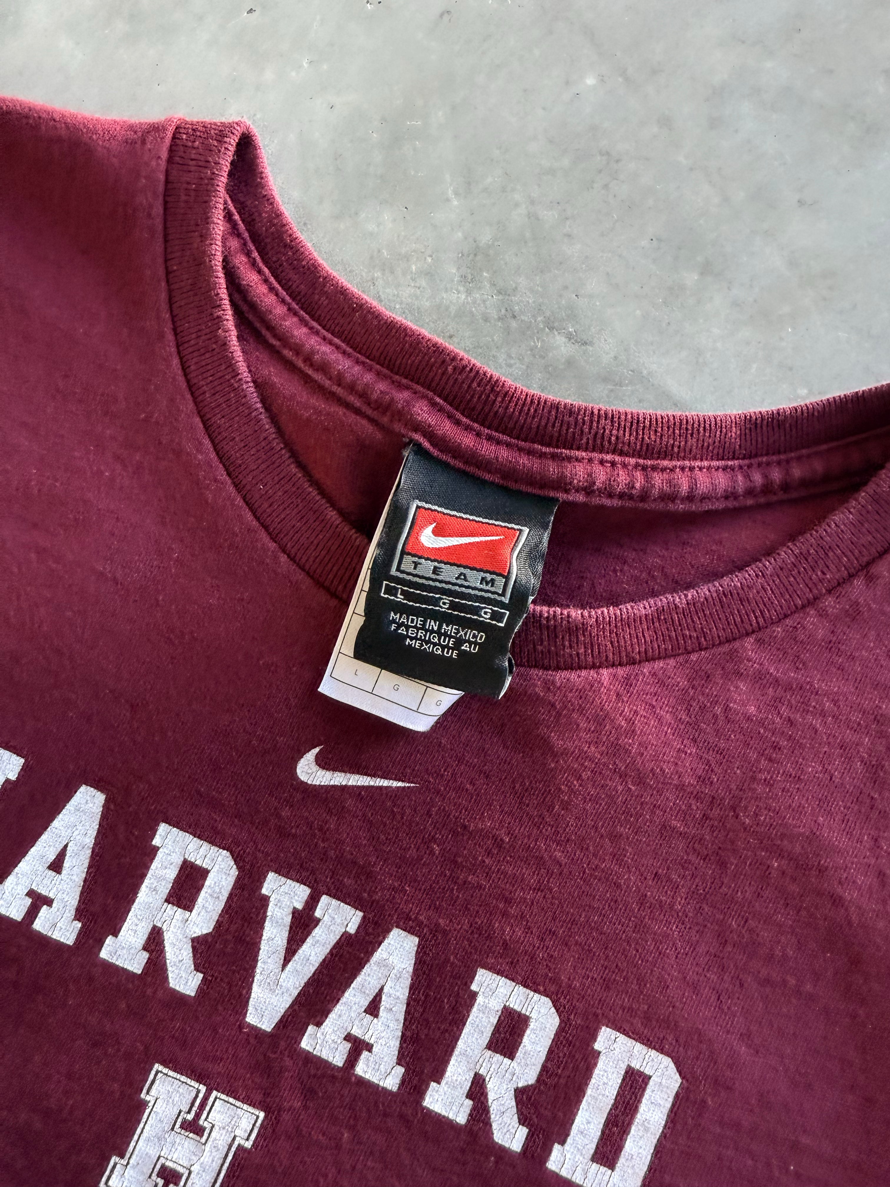 Vintage 2000s Women's Harvard Nike T-shirt (Women’s L)