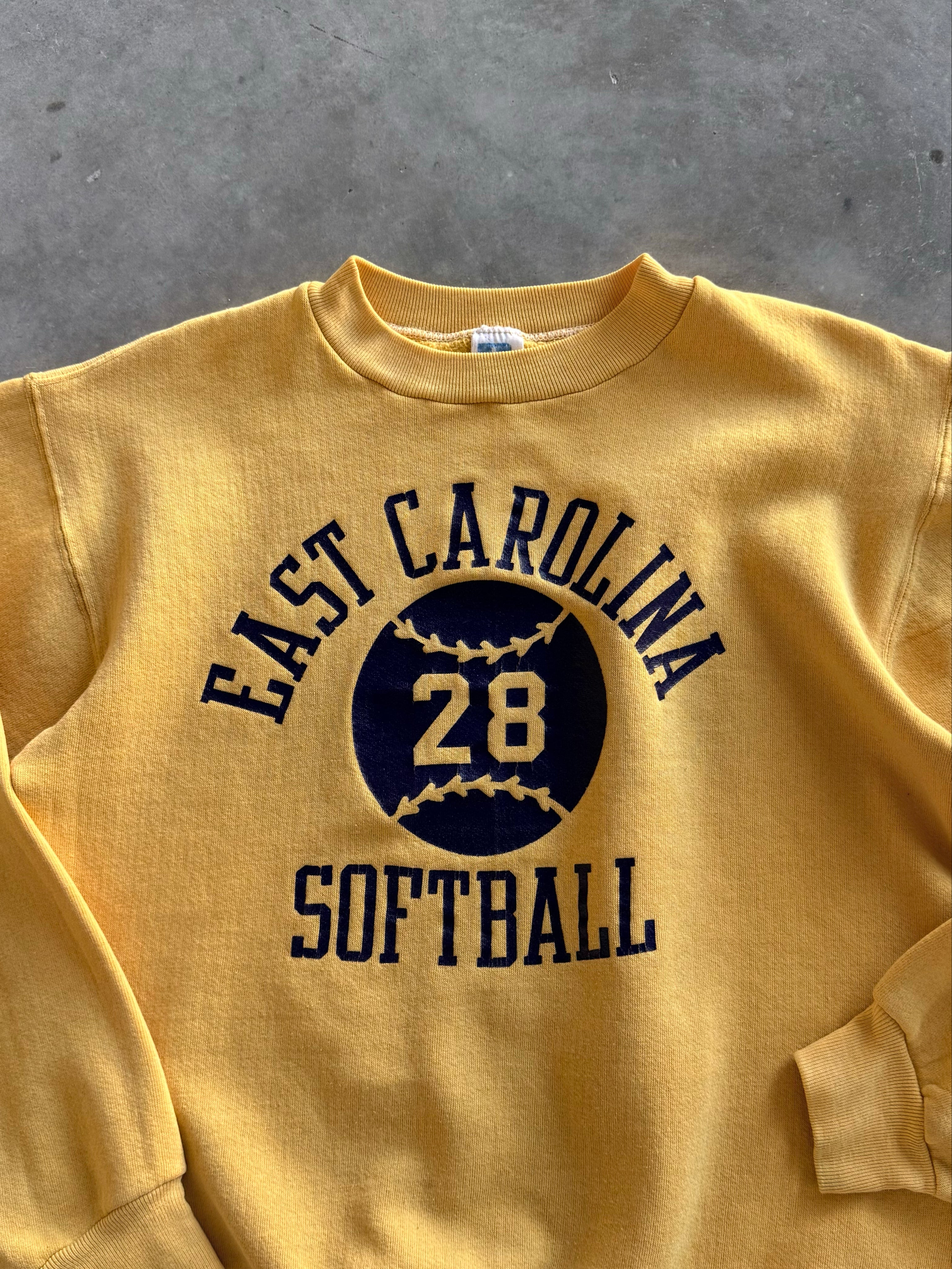 Vintage 1990s East Carolina Softball Russell Athletic Sweatshirt (M)