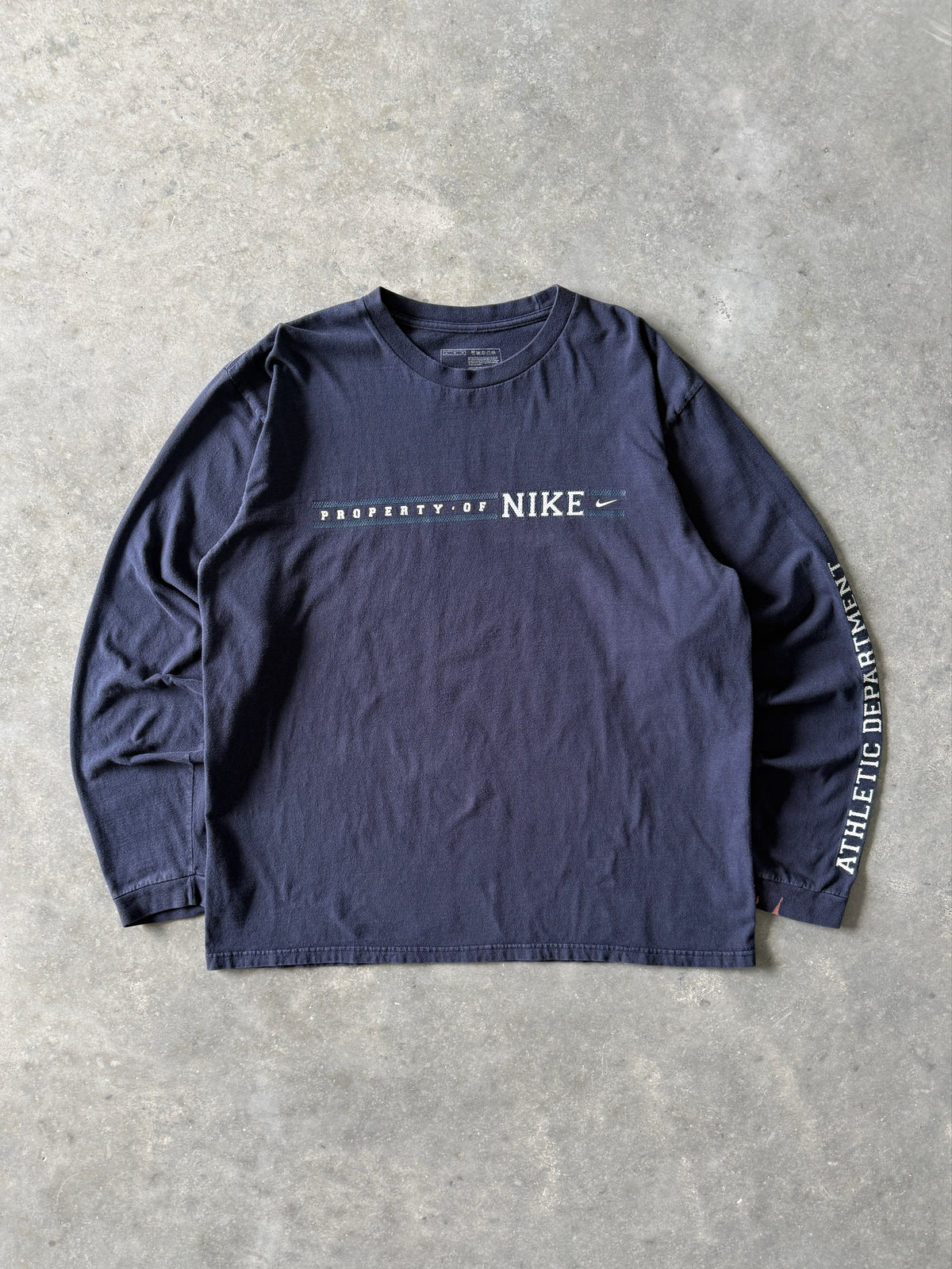 Vintage 2000s Nike Long Sleeve T-shirt (XL)