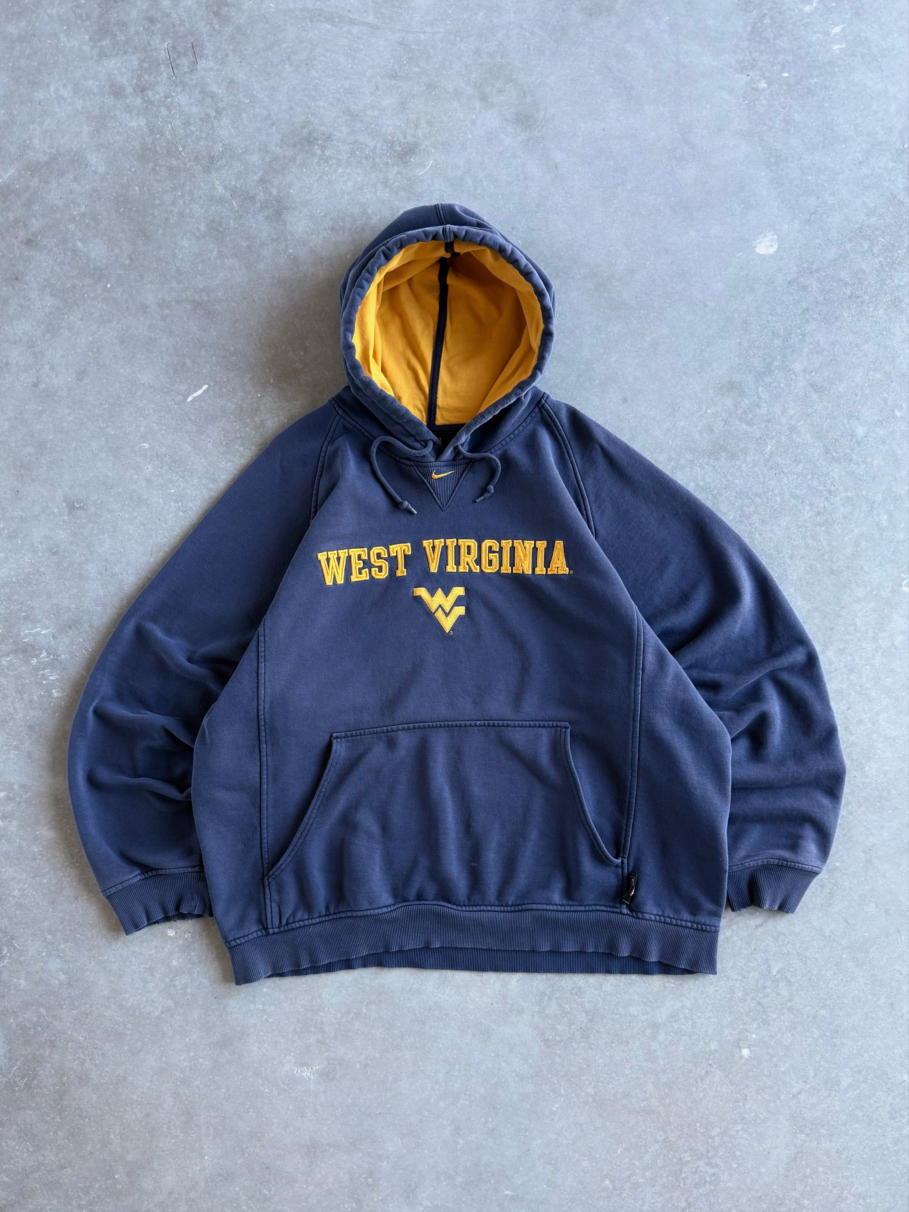 Vintage 2000s West Virginia Nike Team Hoodie (L)