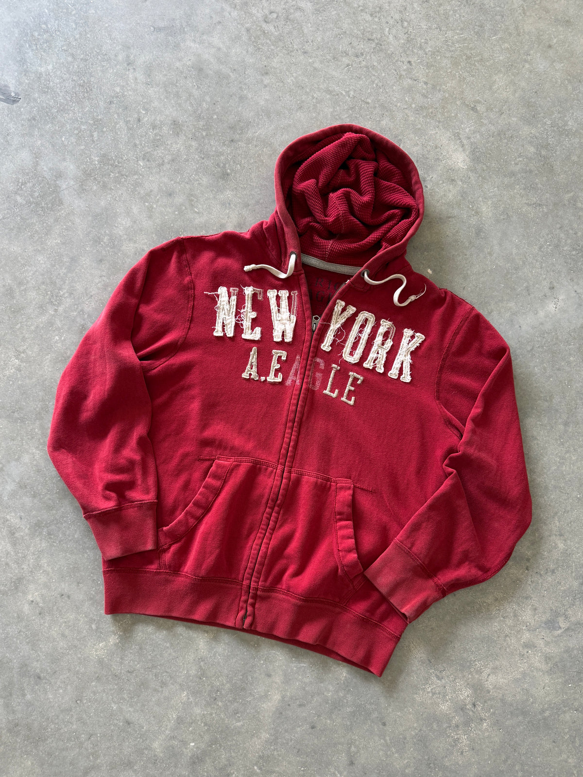 Vintage 2000s New York American Eagle Outfitters Hoodie (XL)