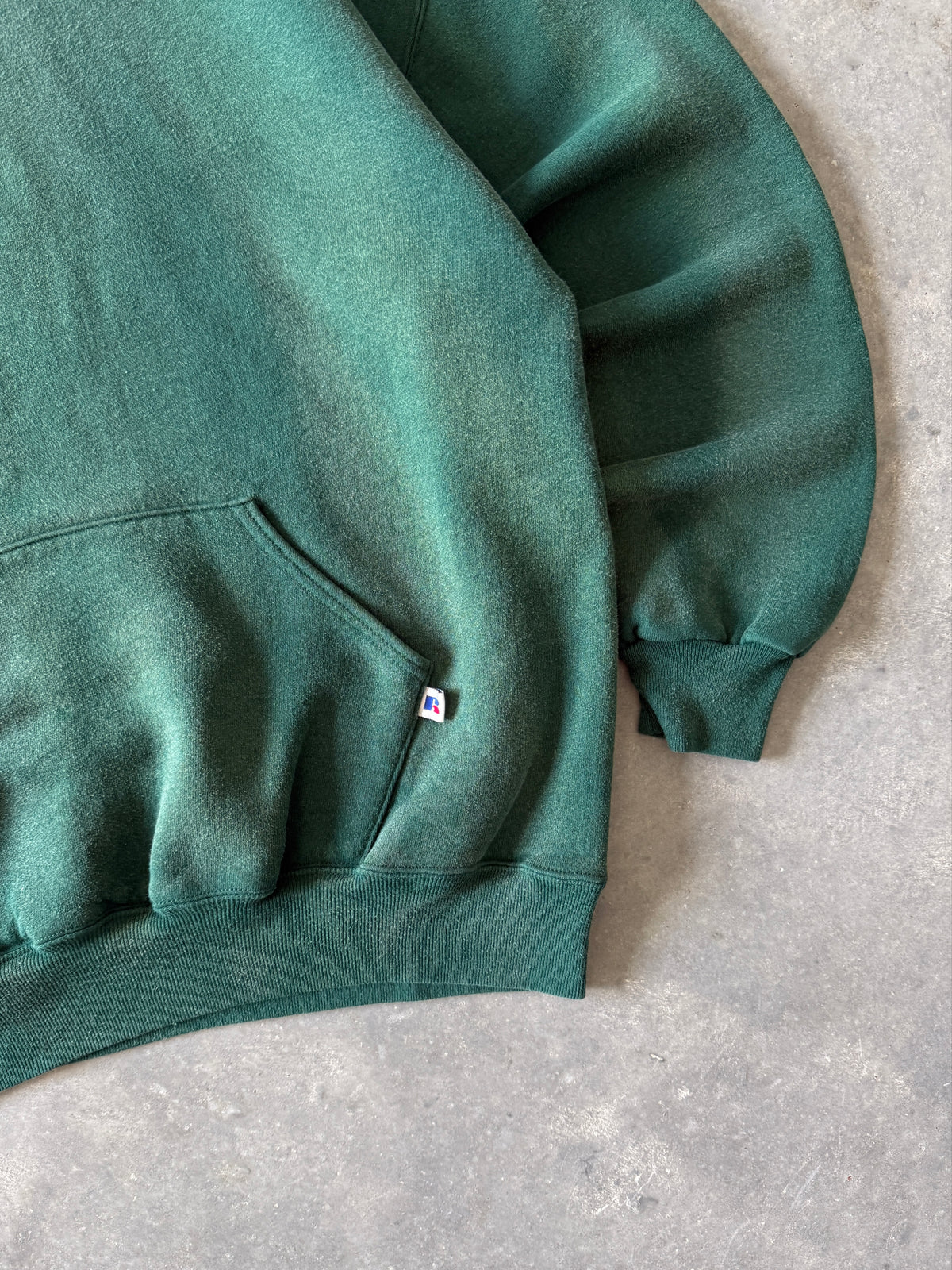 Vintage 1990s Pine Tree Green Russell Athletic Hoodie (XL)