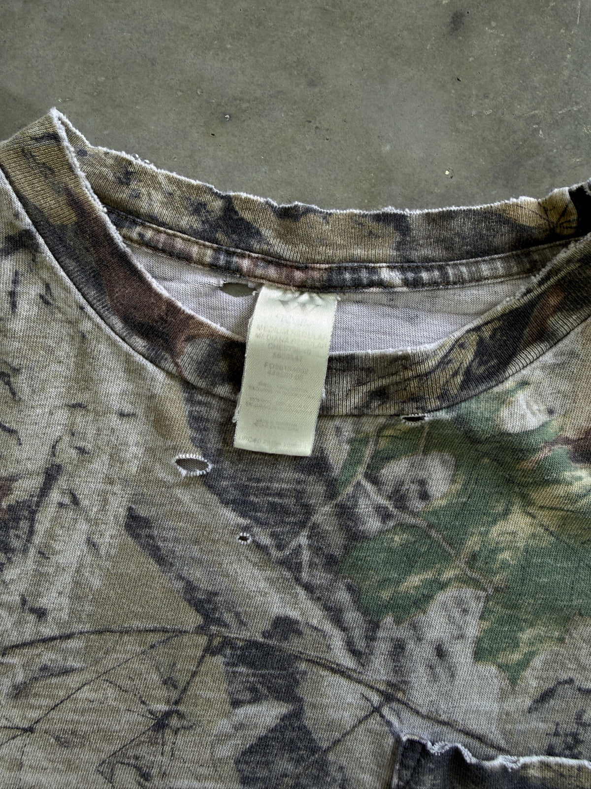 Vintage Distressed Real Tree T-shirt (M)