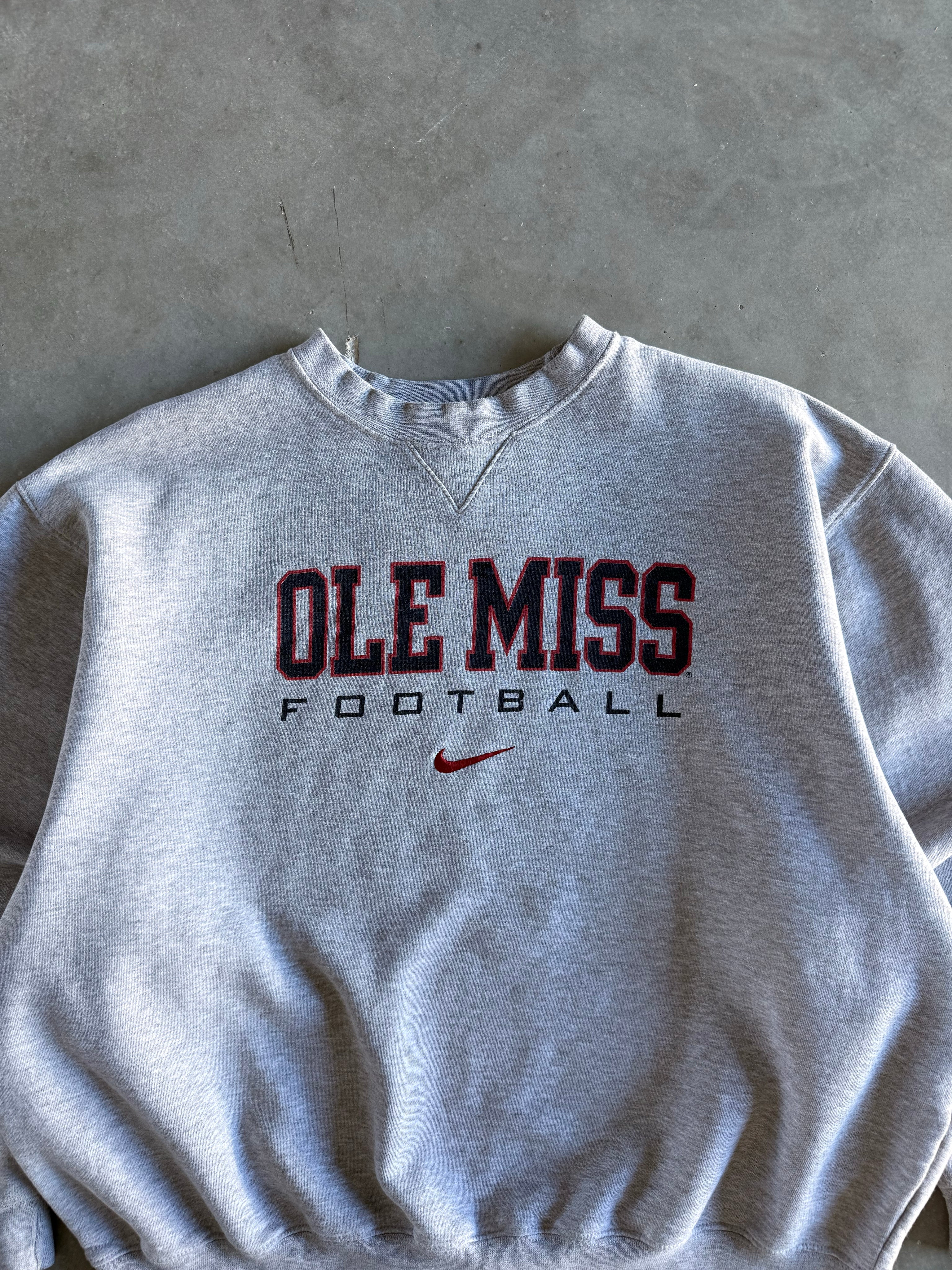 Vintage 2000s Ole Miss Football Nike Team Sweatshirt (L)