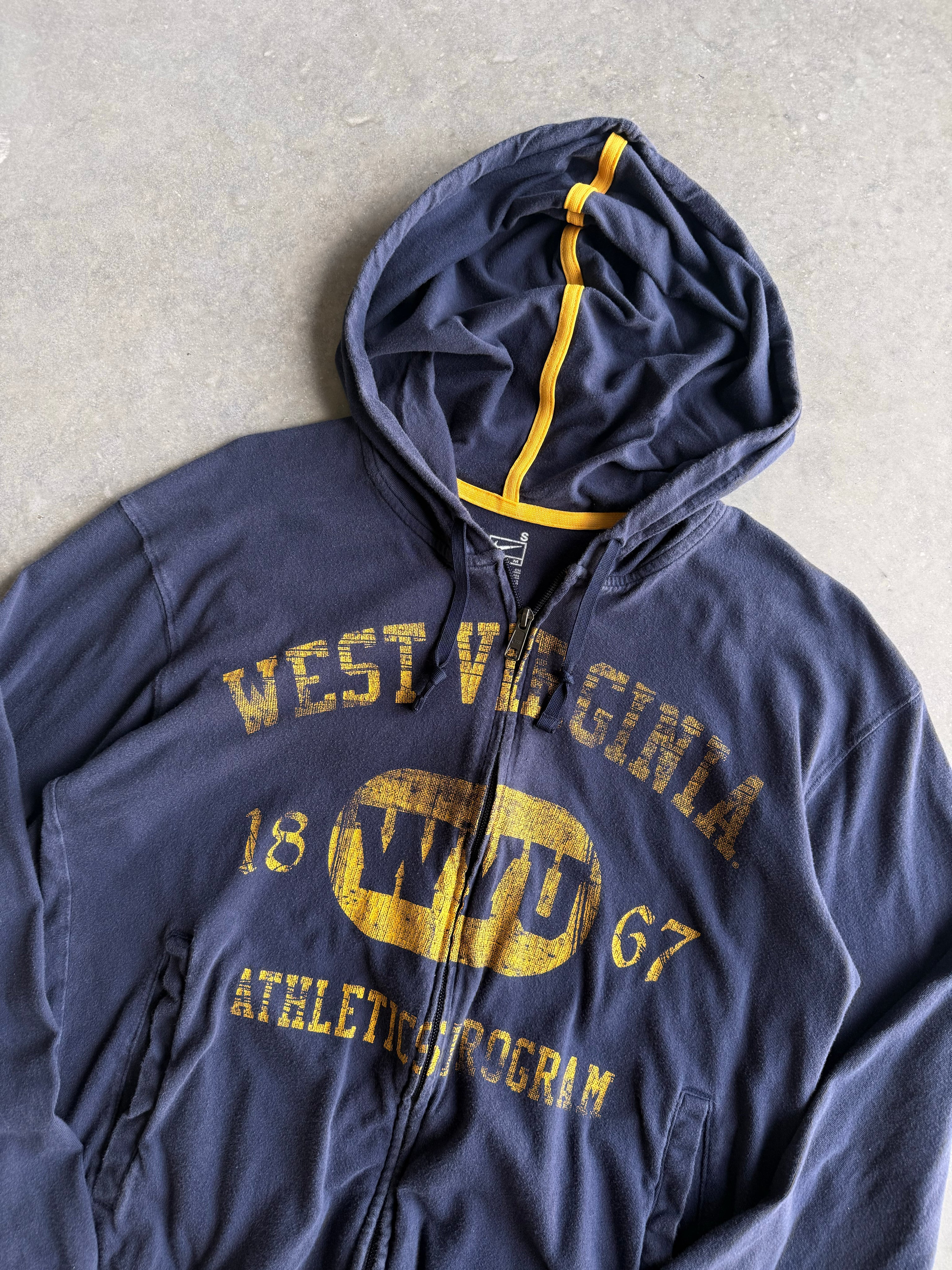Vintage Modern (modern) Nike Zip-up Sweatshirt (Wmen’s S)
