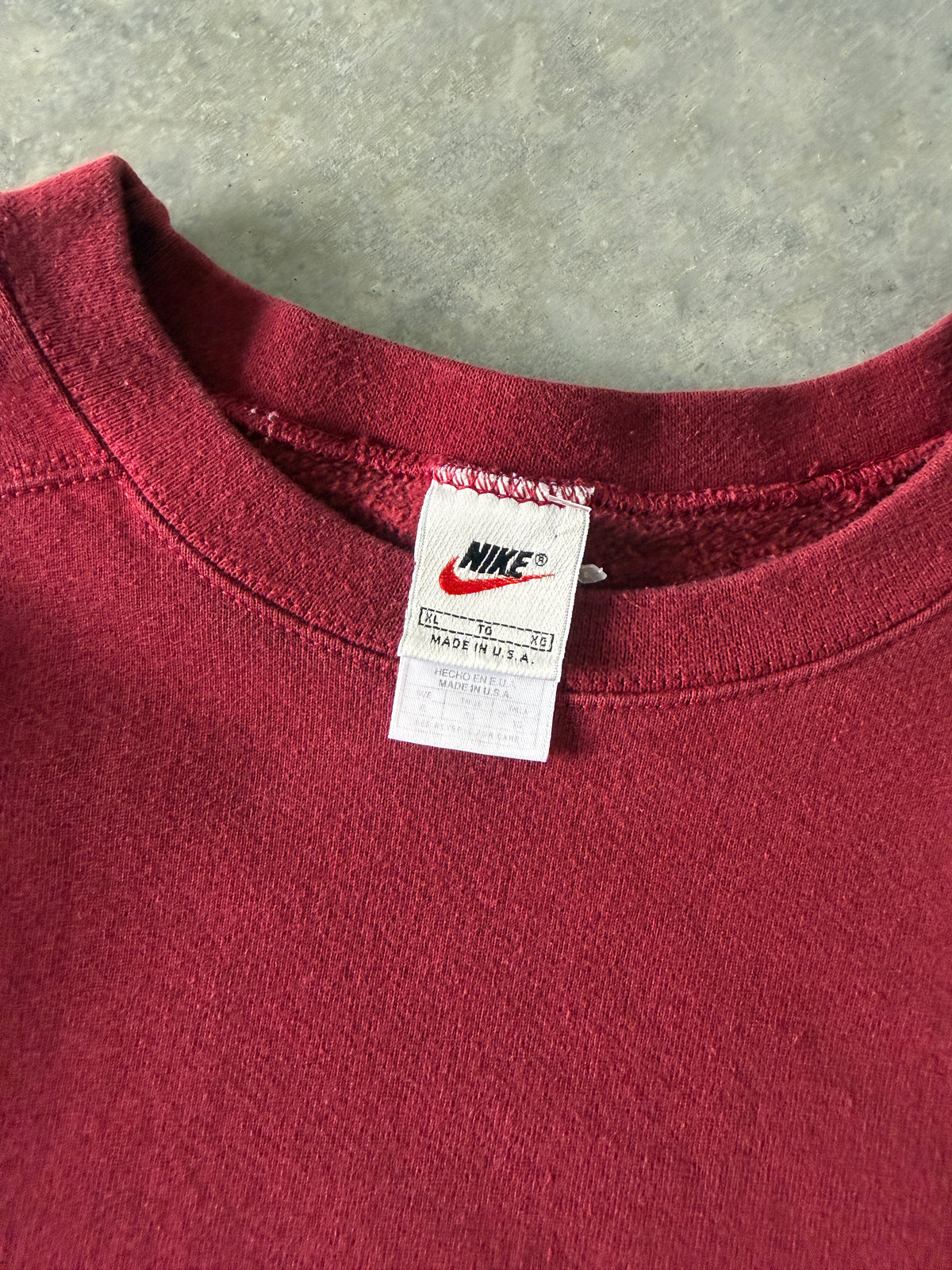 Vintage 1990s Nike Red Wine Mini SwooshSweatshirt (XL)