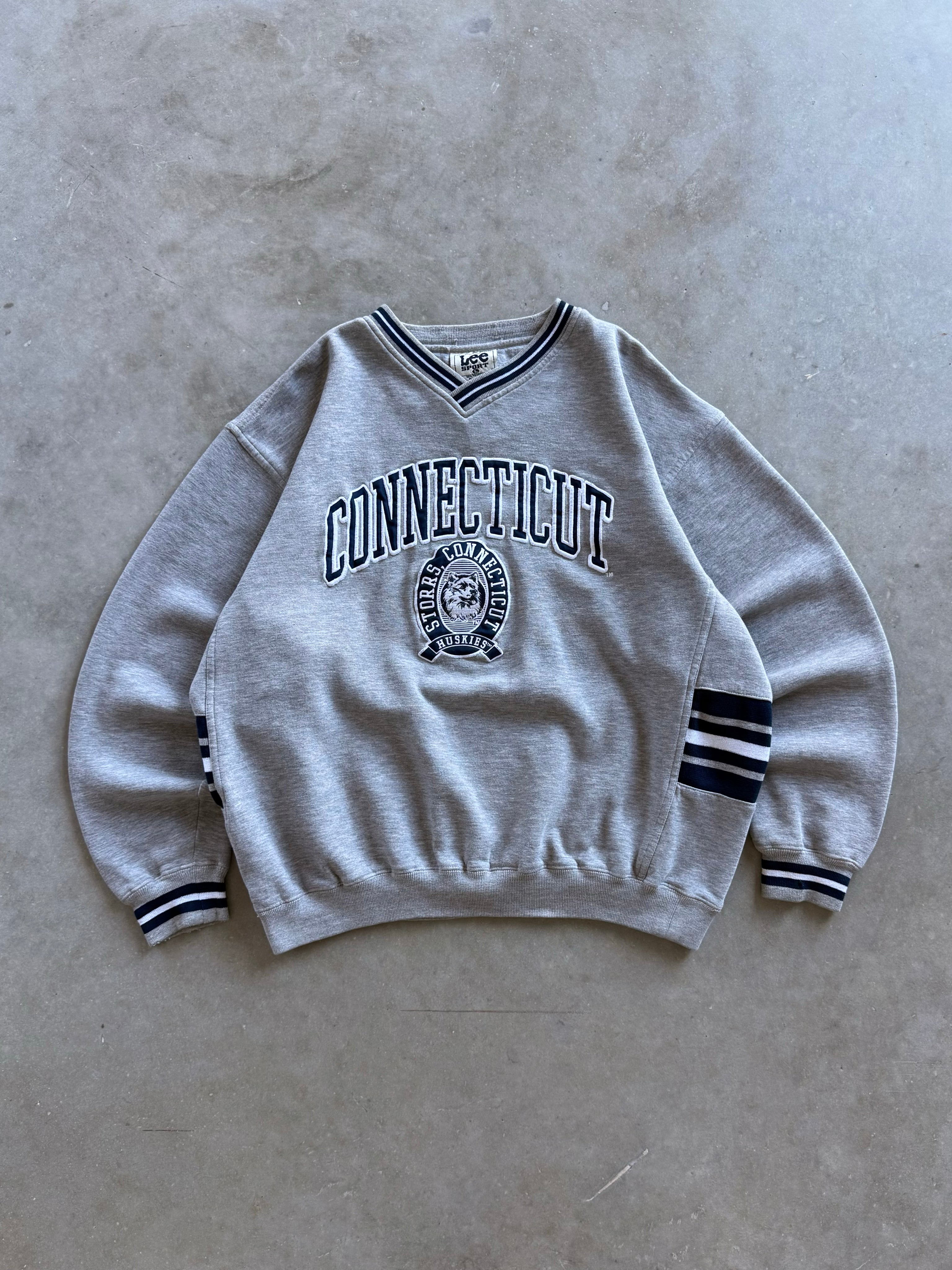 Vintage 1990s Connecticut Huskies Lee Sport Sweatshirt (L)